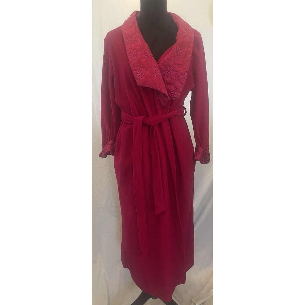 Vtg Woman Long Red Bath Robe Velour Hollywood Glam Embroidered Floral Vampire